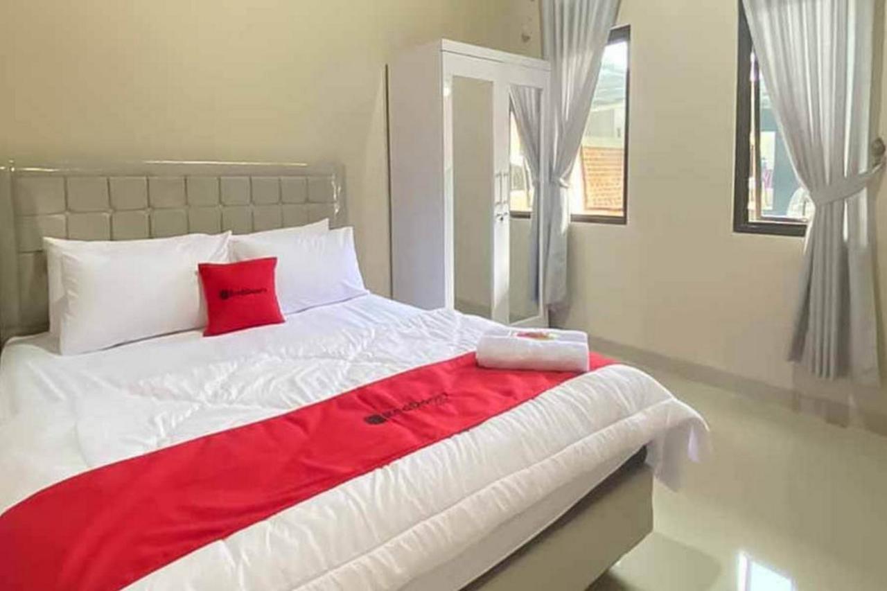 Hotel Reddoorz Syariah Near Hajimena Lampung Bandar Lampung Exterior foto